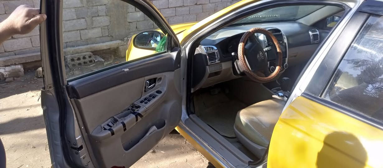 اسلام عليكم كيه سبكتره موديل 2008سياره مصبوغه عام بيه الجاملك الايمن مبدل الصلي مالته السعر 72وبيه مجال بسيط اني مكلف بالنشر وهاذ رقم صاحب السياره ***********
