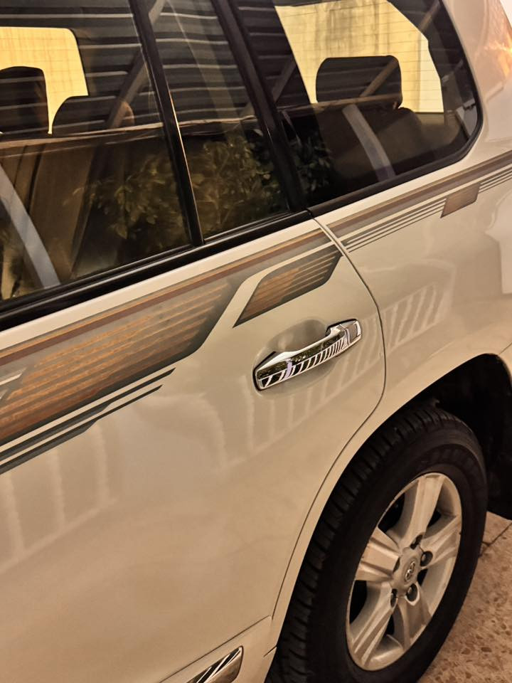 ‼️
السلام عليكم للبيع لاندكروز 2014 مكفوله كفاله عامه لاصبغ ولا بارد فول مواصفات 8 ايرباك السياره حيل جديد العنوان النجف ***********
