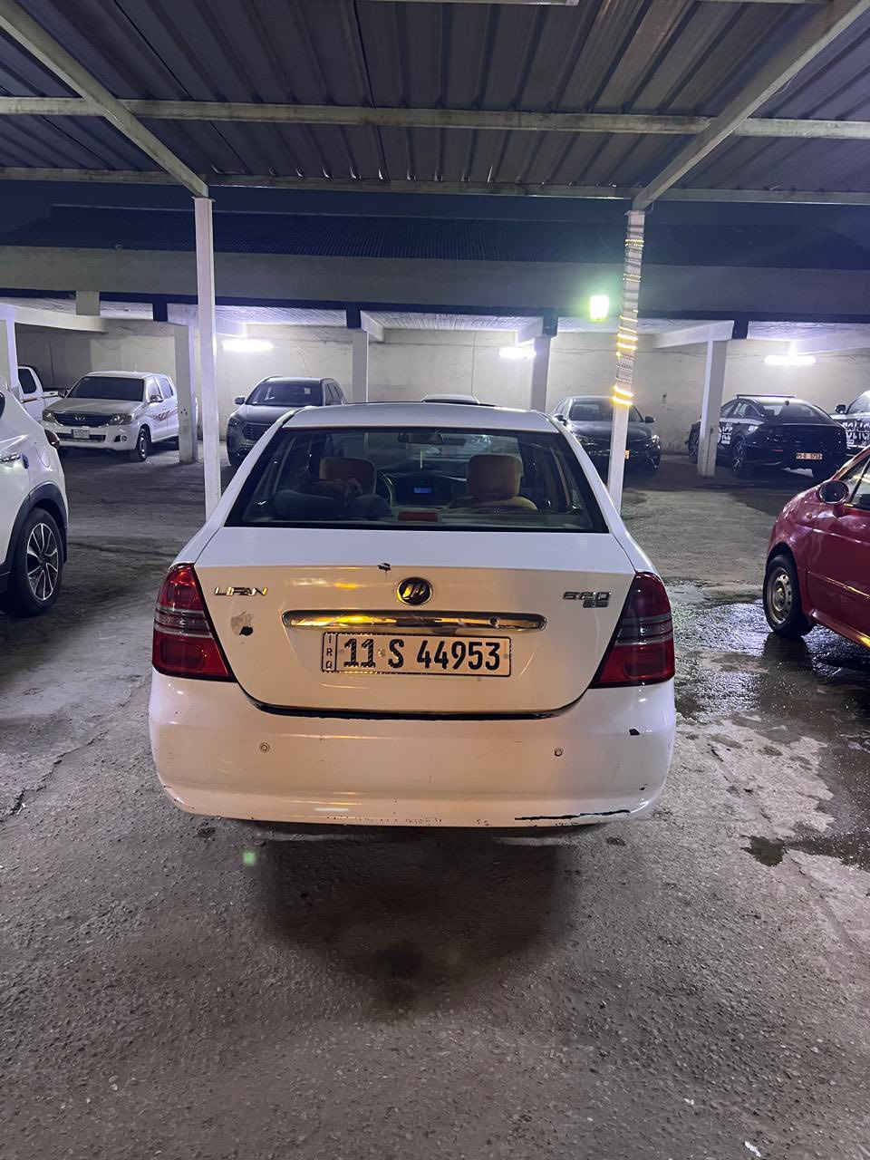 سلام عليكم سيارة ليڤان للبيع مديل ٢٠١٣رقم الماني جديد وسنوية جديدة السعر ٥٠وبيها مجال العنوان بغداد الكمالية ***********
