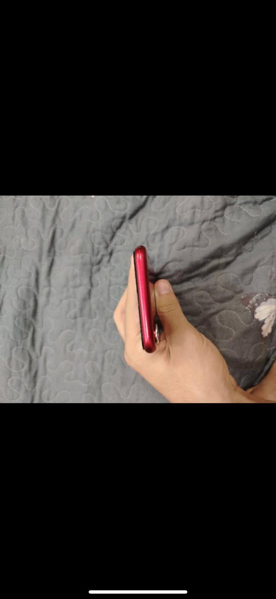 📱 للبيع iPhone XR

✅ الجهاز مامفتوح وما بي أي تصليح.
✅ كلشي بي شغال 100%.
🔋 نسبة البطارية: 74%.

📞 للتواصل: ***********
