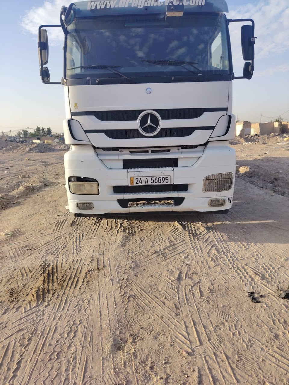 السلام عليكم اكسور للبيع موديل 2005 حجم 1843 رقم دهوك سنويه لل 29 هز فحص جديد كير عادي طخم تايرات جديد حصه كاز كير اكسن محرك شرط مكلف بنشر ***********
