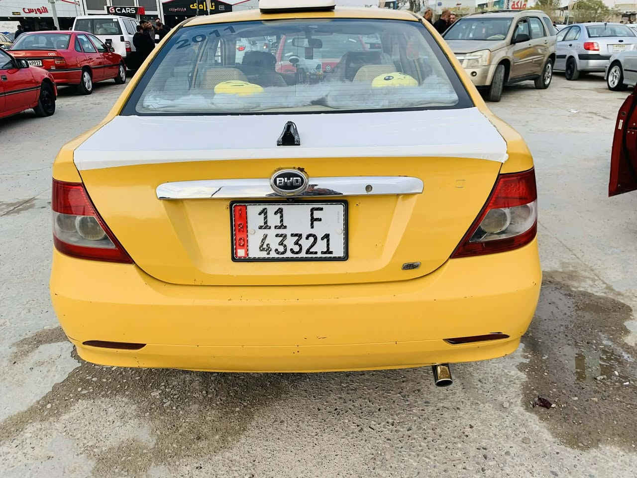 السلام عليكم سياره بي واي دي للبيع موديل ١١ سياره بيها صبق نص جامرك الكدام والباقي كفاله سيارة حيل حلوه صدر جديد تايرات جدد محرك بل شرط كير شرط سنويه جديده دواخلها جديده دفتر بانزين  كهربايت كلها شقاله السعر ٤٨ أو بيها مجال الشراي ينتصل عل رقم *********** مكاني كركوك باجوان
