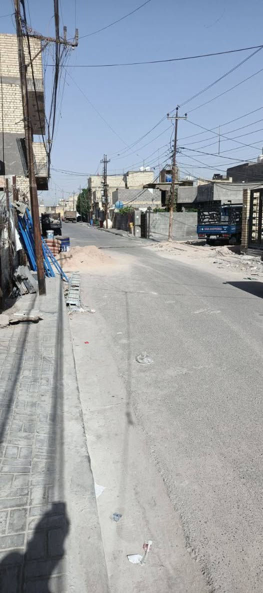 السلام عليكم بيت منطقه حي كوفه من جهه كسره وعطش مساحه 160 متر الاستفسار الاتصال علئ رقم ***********
