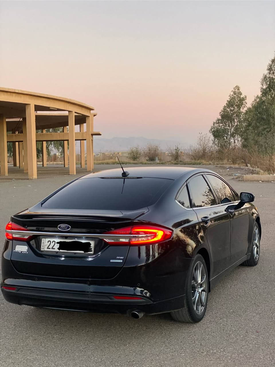 فۆرد فیوژن 2017 SE ڕەشی قەتران

سێ پارچەی بۆیاغە بێ ناوگرتن 

پشت و پێشی کەپسە

فوول مواسەفاتە تەنها سلاید نییە 

بەسمەیە،برێک بەسمەیە،AUTO START STOP 

شاشە گەورەیە ، گێڕ ماوسە کوشن جلد و کارەبایە

***********
*********** أربيل, العراق
