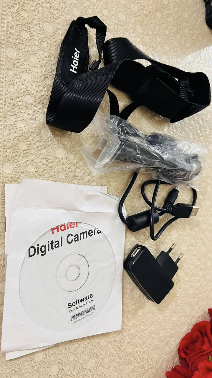 كاميرا Haier جديده مع كافه ملحقاتها
السعر ٩٠
العنوان النجف للاستفسار ‭٠٧٨٣ ٦٠٥ ٩٦٨٠‬
