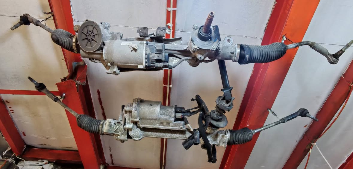 يوجد لدينا مشط ستيرن 
جارجر_ اوباما_ جيب دورنكو_جيب لاريدو_ جيب بزون_ماليبو_امبالا_شوفرليت كوينكس 
العنوان:بغداد ساحة الطيران شارع الشيخ عمر 
***********
