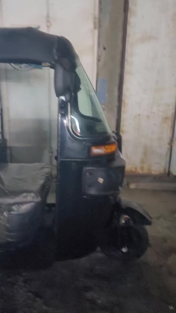 سلام عليكم تكتك للبيع موديل 22 شهر 8 تكتك بيه دوس ويم البك لايت بارد رقمي لشراء *********** عنواني بغداد بوب الشام
