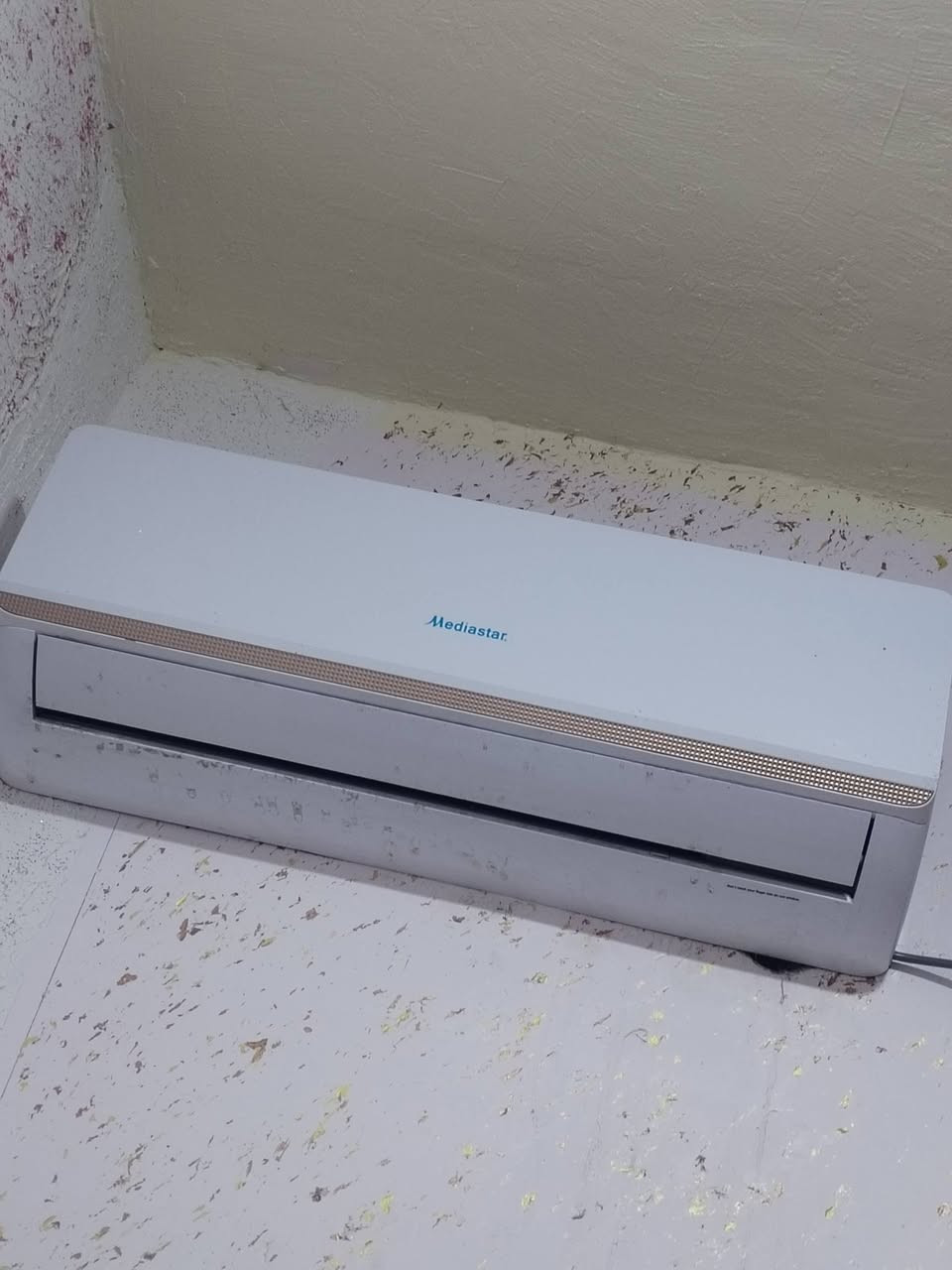 للبيع سبلت طن ونص جديد استخدام 6 اشهر في البصرة هاتف ***********
