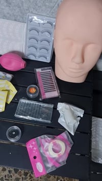 مجموعة تدريب • رأس سيليكون • رموش فردية