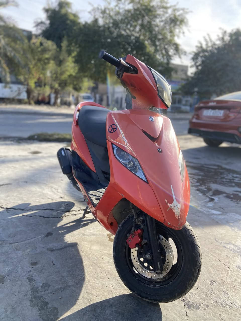 السلام عليكم 
البيع دراجه ثعلب لون مميز كفرات مختمه 
أي نقص ما بيهة كلهة شغاله 
مكان الشعله
السعر ٨٠٠ ألف 
***********
