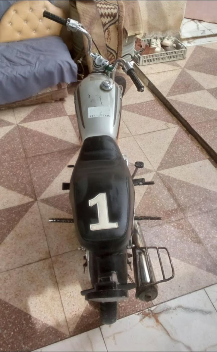 السلام عليكم بيع او مراوس بماكس  منغولي
تعمير كله 25 شاصي ارشة اوراق اصولي


**إذا كنت صاحب هذا الإعلان وتريد حذفه لأي سبب، رجاءا أرسل رسالة إلى الدعم الفني**