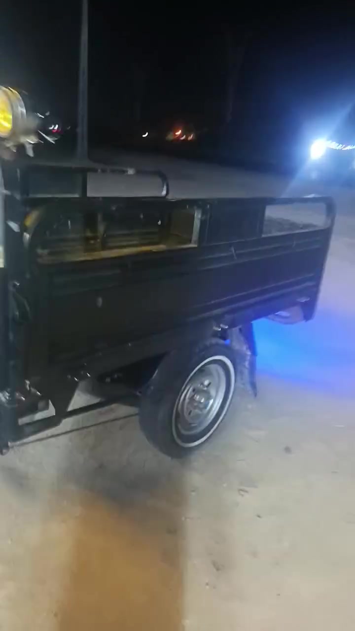 سلام عليكم ستوته البيع 1850وبيه مجال قليل هاذه رقمي ***********
