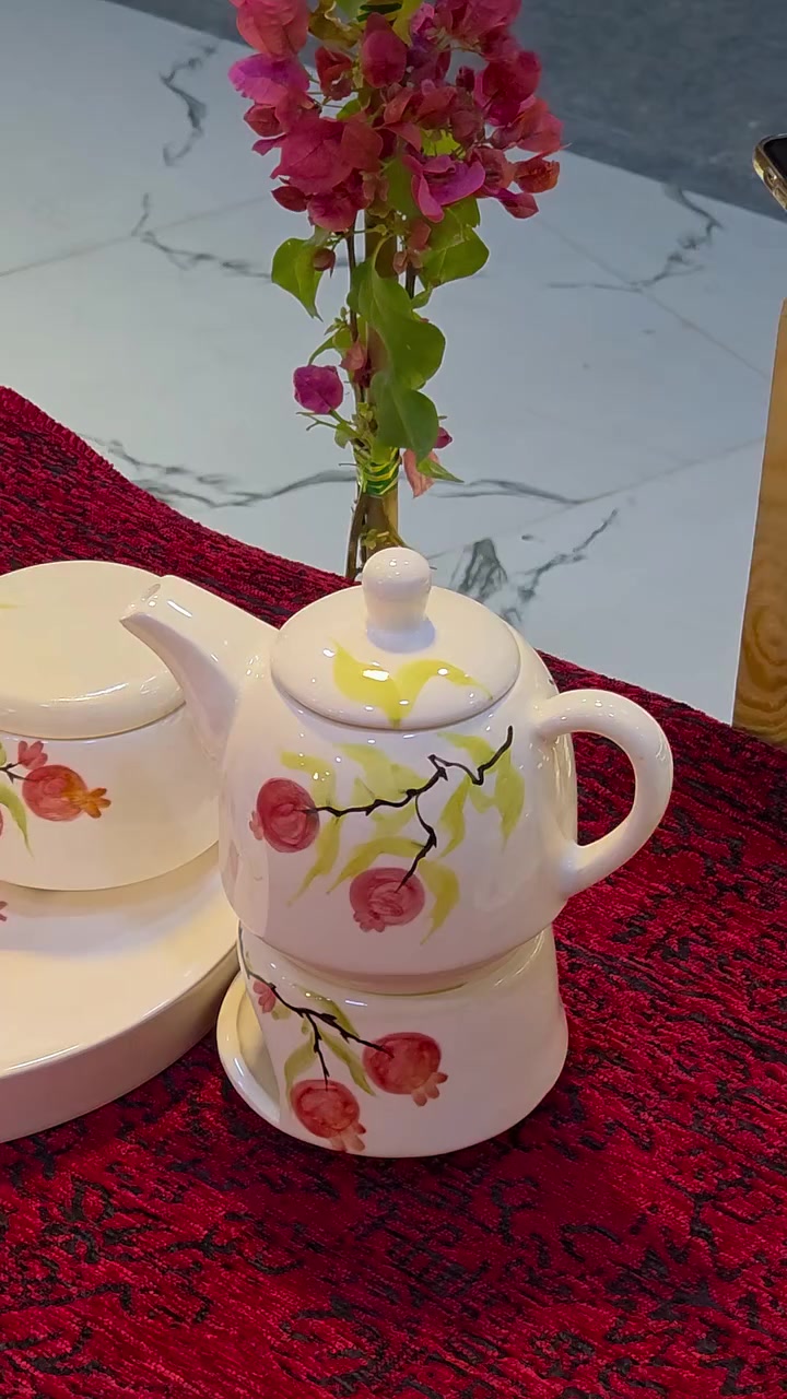 جوملە و مفرد هه یە
واتساب ***********
