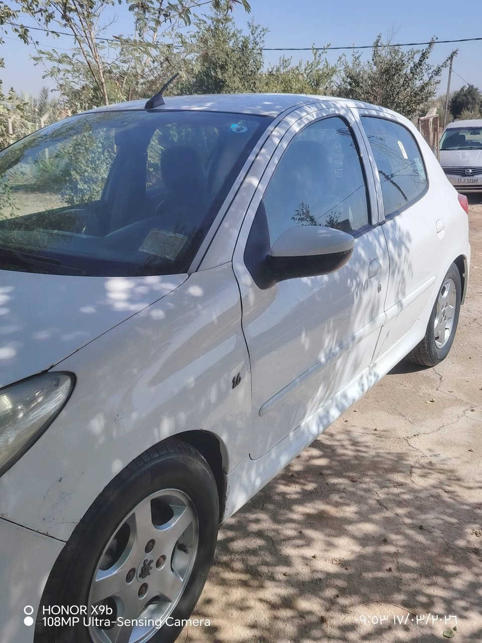 السلام عليكم //سياره للبيع بيجو ايراني موديل 2017سياره جاهزه مكينه 1600 كير اوتوماتيك سياره بسمنه مداور ثاني يوم رقم قادسيه انكليزي سياره جاهزه مكينه وكير وحداديه خير من الله ماشه 136اصل سياره على وضع الشركه السعر 60 وبيه مجال تصال برقم *********** مكان السياره دوانيه
