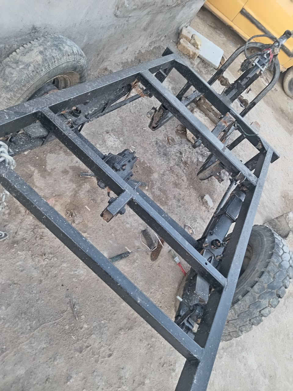 بدي ومحرك وشاصي كامل اروراق 2010 اصليات اوراق بدي دايون محرك. مستخدم وشاخي كامل اكسن  ***********
