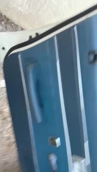 ورحمه الله وبركاته اخوان كراون للبيع موديل 82  سياره كلها عالشركه تبري...