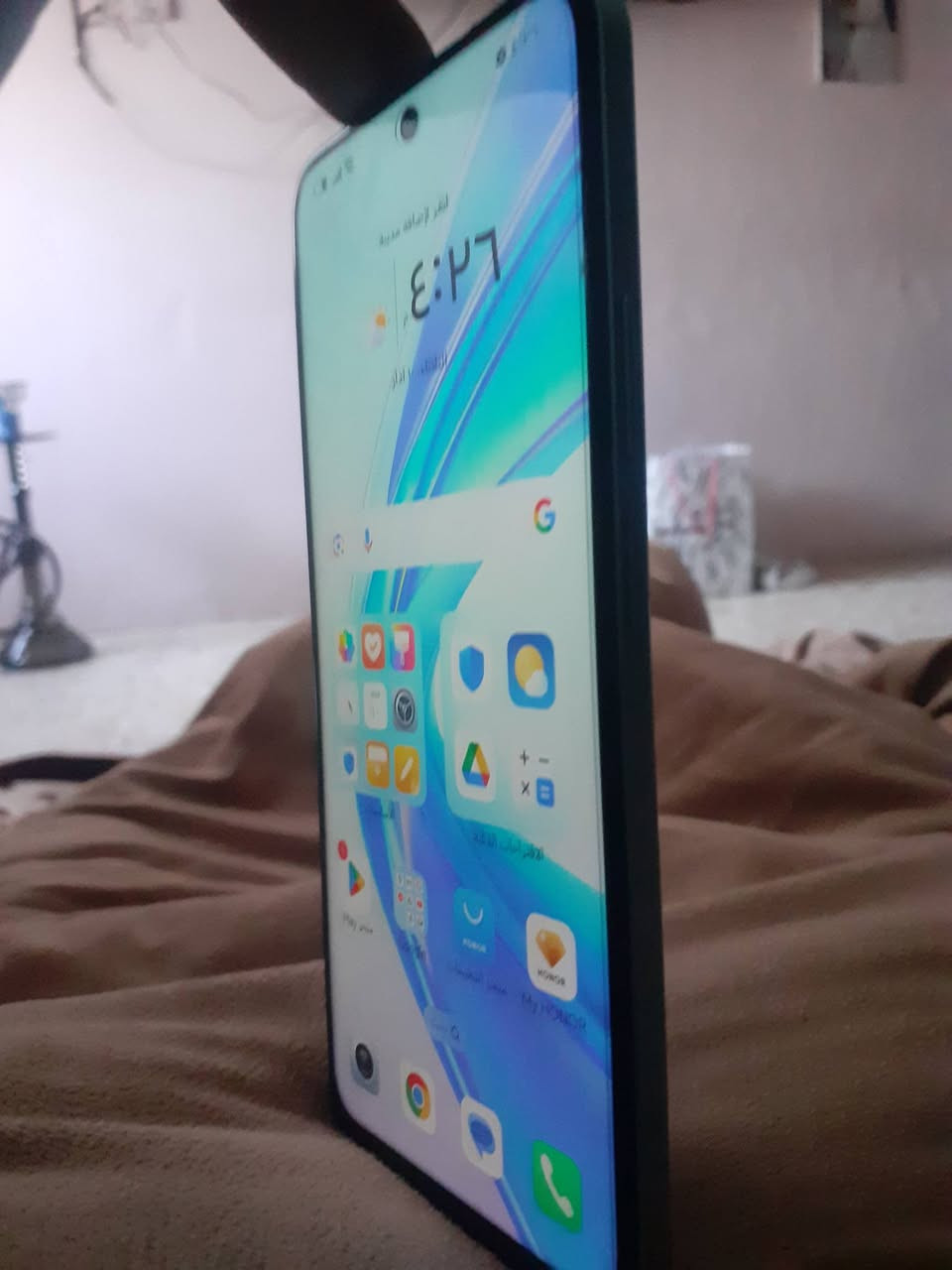 سلام عليكم جهاز HONOR مستخدم اقل شهر كارتونه مالته ضايعه  كلشي ماوياه جهاز نضيف كلش مسعجل ع بيعته عنوان بغداد ام الكبر *********** سعر 175
