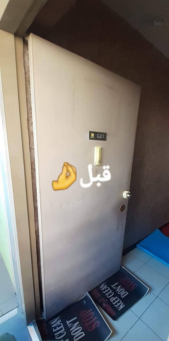 جدد صبغ باب الشقه نفس الون الاصلي من
شركة جوتن 
قابل للغسل
صبغ من الخارج ١٠ الف
داخل وخارج ٢٠الف
جدد صبغ واجه الشقه والسياج نفس الون الاصلي
***********
***********
