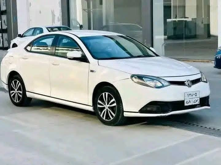 للبيع او مراوس 
MG
 موديل 2014
هزه جديده سنويه جديده 
رقم دهوك 
السياره وارد بريطاني 
بدون ضرر بيها بحافيه البونيد صباغ اصباعتين 
السياره شرط كير ومحرك وتبريد
مسجل ع كابون 

محرك جديد 
تاير جديد 
ويل كبل جديد
شاشه ديفدي
لايت بدأت 
ستيرن تحكمات 
سياره فول بدون سلايت
بصمه 
شرط الوكاله والتحويل 
ماشيه 91
محرك 1800
كير ومحرك جديد
السعر 65وبيها مجال بسيط
التواصل على الارقام 
***********
*********** بيه واتساب
