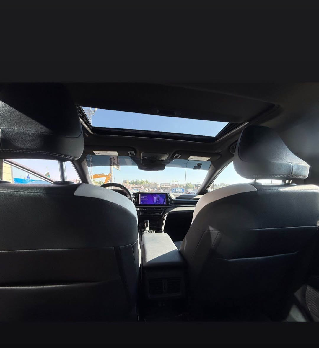 سلام عليكم للبيع تايوتا كامري هايبرد مديل se ples (2025) 
بسمي مجددها ٢٠٢٩ رقم بغداد دولي 
ماشية ٢٠ الف كيلو وليس ميل
السيارة بدون حادث فقط مثل ماموضح بالصورة 
السيارة ليبل واحد اي قطعة مامبدلة بيها 
بدون قطرة صبغ ولا ايرباك 
مواصفات فول واحد على واحد
فتحة 
بصمة
تبريد قطعتين
سايد بريك كهرباء
٥ انظمه قيادة
اوتو هولد 
قيادة الية 
شاشة كبيرة مو صغيرة 
عينة دجتل ٣ اشكال تتغير 
تيبسي شحن
فول تحكم استيرن
تدفئة استيرن
شفتات استيرن
ردار امامي خلفي 
توقف ذاتي
اشاير بالمراية
هيتر مراية جانبية وجام خلفي 
كامره دوارة 
تخم تاير دلوب اصلي 
سبير مانازل وعدتها وكتلوكات بعدهم مسلفنات
سيارة اقتصادية بشكل وسريعة جداً 
وبالعافية على الي ياخذها 
سعر السيارة:💵 ٢٥٥ وبيها مجال للشراي ويدلل
رقم الهاتف : 📱*********** البصرة, العراق
