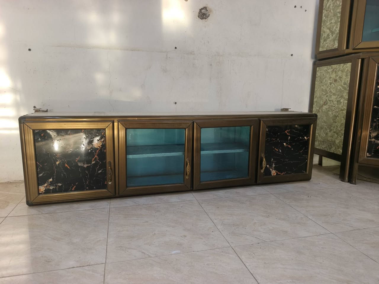 كاونتر المنيوم سعودي درجة اولا ٦ قطع سعر ٣٨٠ بي مجال ‏‪***********‬‏
