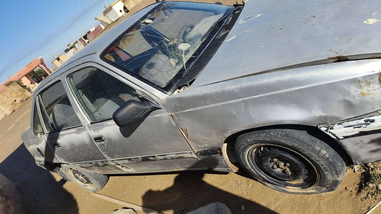 السلام عليكم ورحمة الله سياره للبيع دايو لمنز رقم فحص أنبار ماندل راعيها كير ومحرك خير من الله سياره بس تريد سايق مرحمن السعر900 وبيها مجال ***********موقع السياره العلم القريه العساجره
