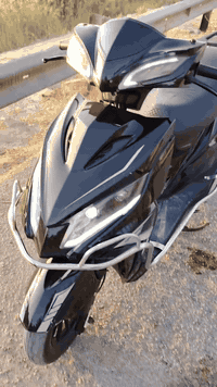 ماكس للبيع مديل 2023 السعر 400 وبيها مجال مكاني نجف عباسيه ***********
