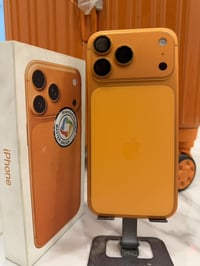 ايفون 17 برو ماكس  ماستر ‼️ ذاكره 512 بطاريه 99🚨 مشحون 125 مره جهاز كل...