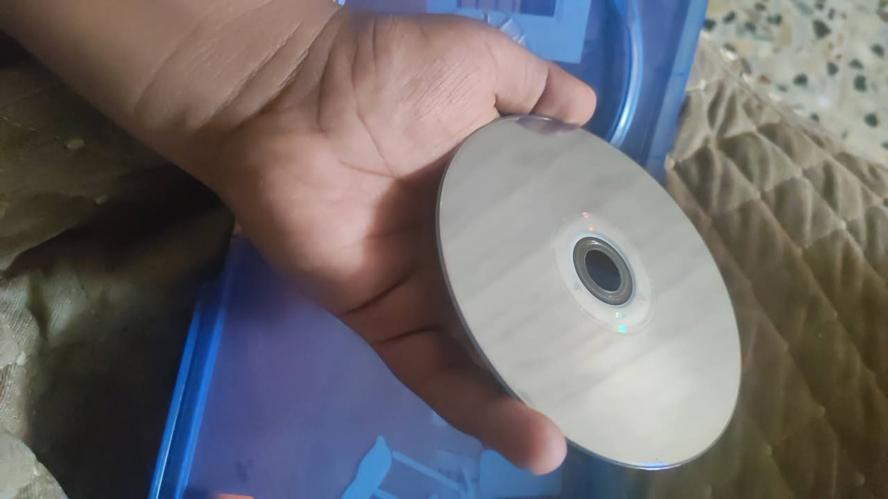 السلام عليكم قرص بيس 21بي شخوط بصيطه شغل عل فحص وقرص ماين كرافت شغلل بس ثنينهن ما بيهن غلاف مالاتهن الاصلي ويده فور شكل الفايف شغل فولل وحامله مال يدات ثنين يعني تشحن وتشيلهن بنفس الوقت تعال واتساب وتدلل مكاني بغداد الشعب ***********
