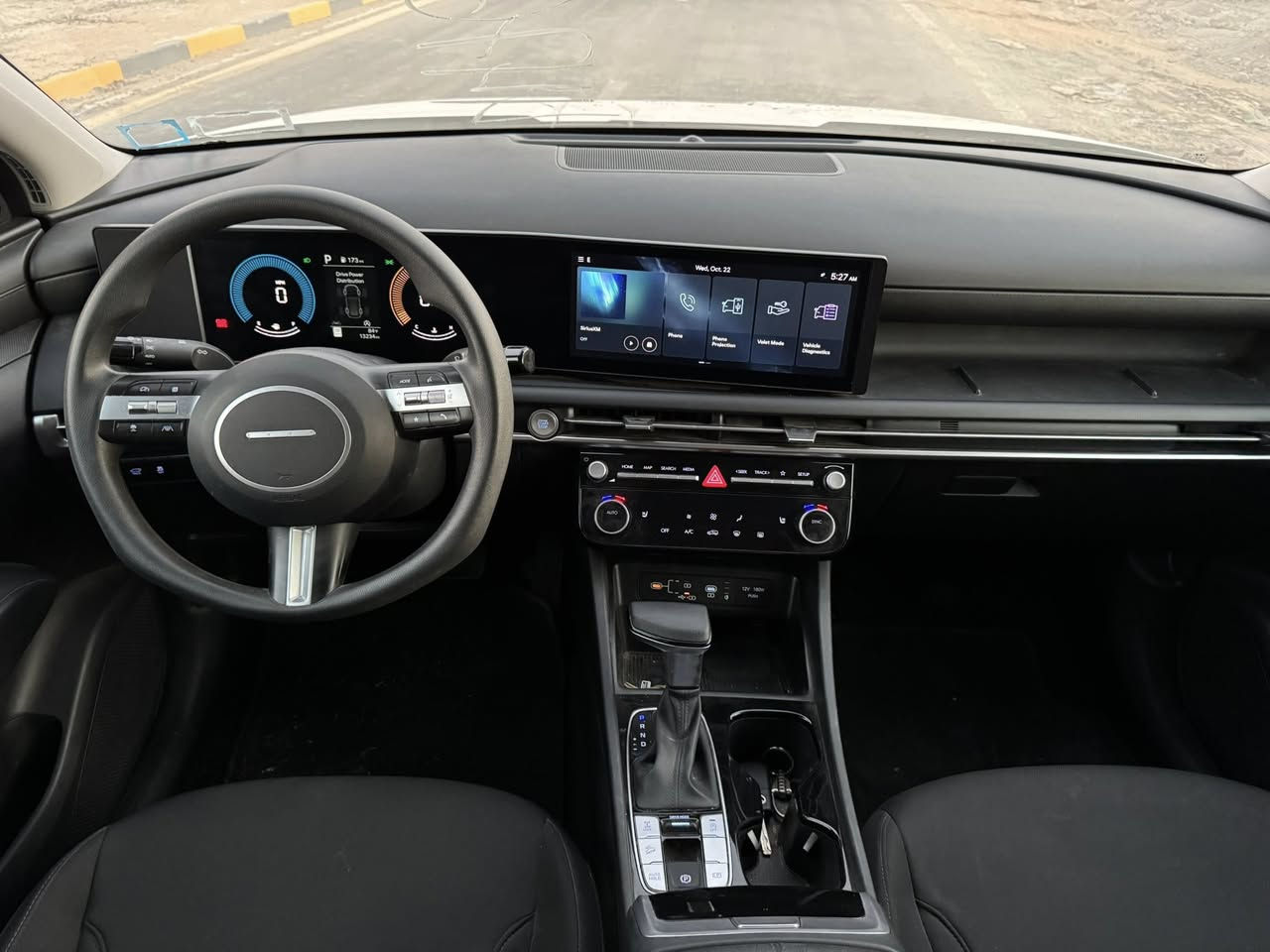 هونداي توسان 2025 للبيع
حادث قبق الصندوك فقط مبدل اصلي بدون صبغ بدون اي ارباك كله سليم
شاشه كبيره دجتل متصله 
بصمه 
كامره وحساس اصل
تشغيل عن بعد 
رادارات 360 درجه 
جنطه كهرباء 
هيتر كشنات 
اشاير بالمري 
كشن كهرباء 
اوتو بارك توقف ذاتي 
تشغيل واطفاء ذاتي عند التوقف 
للاستفسار اكثر 
***********
***********
