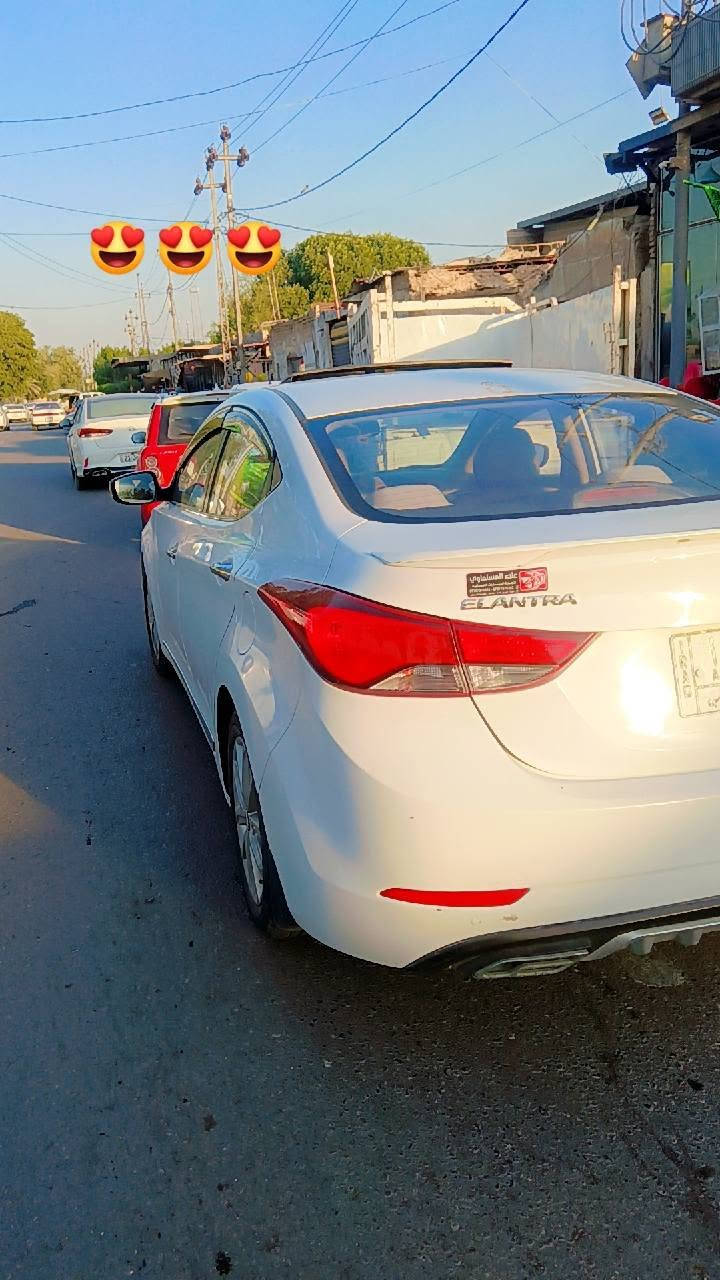 السلام عليكم النترا مديل 16 خليجي سياره كفاله عامه ربع باب صبغ فقط ولباقي كفاله من كلشي مكينه 1800 فتحه اشاير بالمري السياره جاهزه ومامتعوبه وحلوه كلش السعر 116 وبيه مجال فقط بيع بدون مراوس مكاني نجف كوفه *********** شرط التحويل
