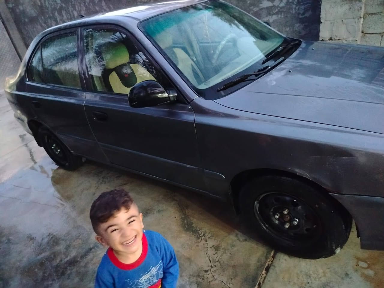 السلام عليكم مكلف بلنشر
سياره فيرنا موديل ٢٠٠٩ البيع او مراوس حسب قناعه
سياره خير من الله اي نقص مابيها رقم ديالى سنويه ل ٣٠ سياره مكفوله كفاله عامه السعر ٦٥ بيها مجال
الاتصال على الرقم صاحب سياره ***********
