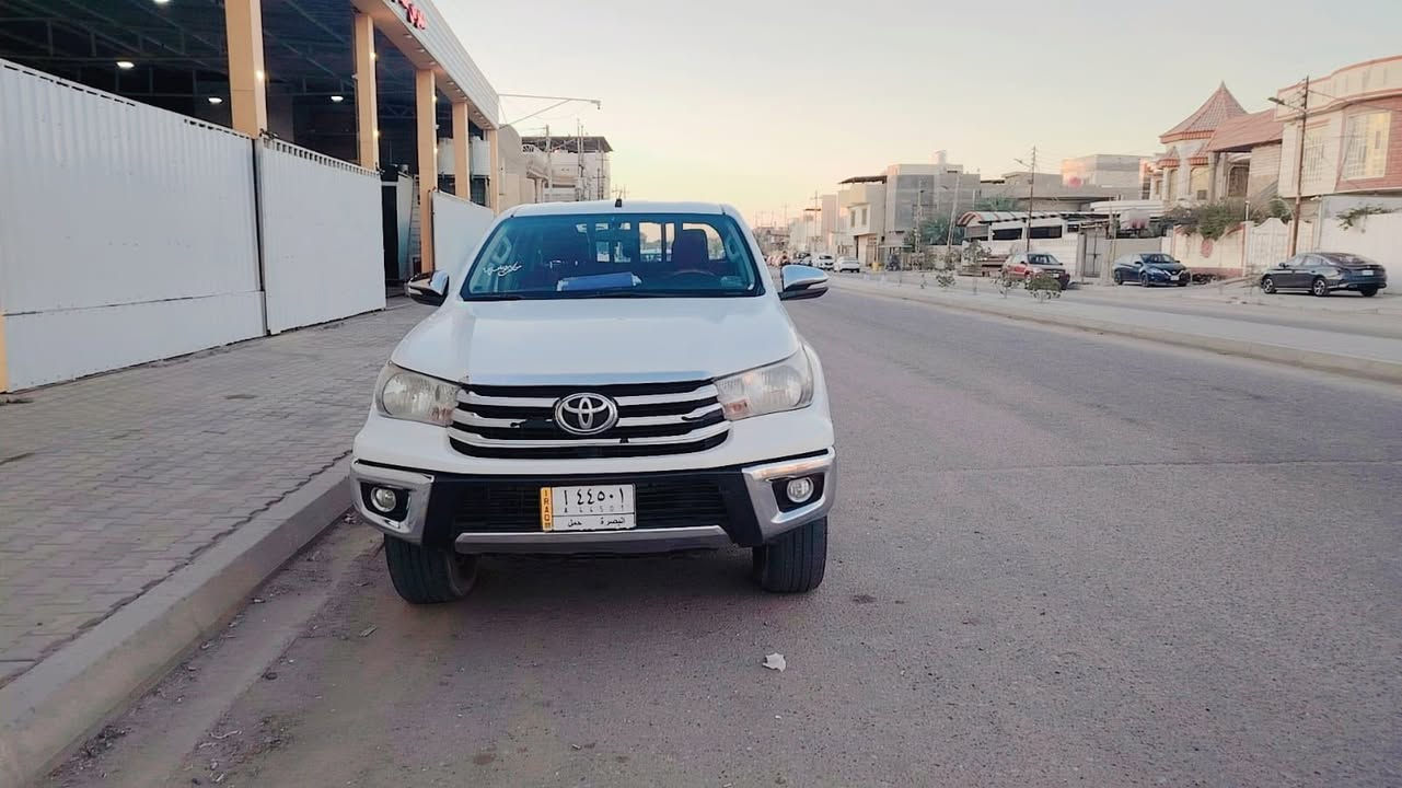 سلام عليكم
تيوتا هايلوكس لبيع 
كويتي باب اول 
كفاله عامه 
السعر /240
المديل /2016
كامل مواصفات 
الأستفسارات   
***********
***********
