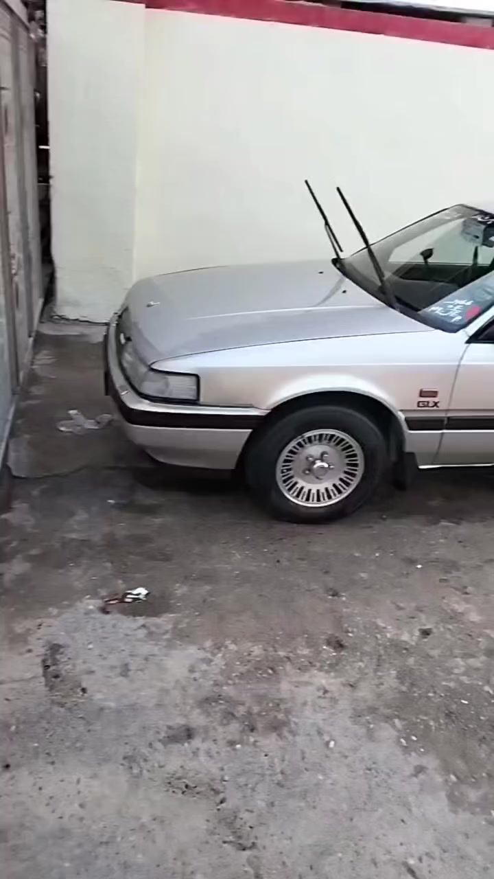 سلام عليكم مازدا للبيع بسمي  سنويه  لل30 حجم 626 محرك 2000(8)بخ كير اتوماتيك تخم تاير كهربائيات كله شغاله صببغ عام جماليه مكفولة بدون اي ضىبه السعر 50 وبيه مجال  رقم ***********
صلاح الدين سامراء
