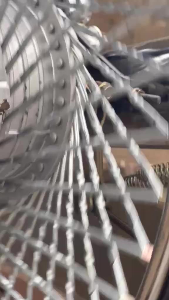 السلام عليكم دراجه نامي برو موديل 2022 اوراق الدراجه مكفوله كفاله عامه كيج لايت كهربائيات كله شغال الدراجه بشرط كلش نضيفه السعر 470 وبيها مجال حك الجيه مكان كلار لل استفسار ***********
