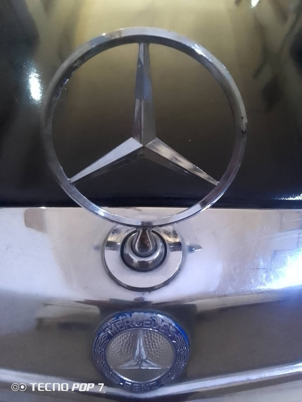 سلام عليكم
للبيع ( مارسدس ابو جحيل )
                             موديل 1982
نظيفه ونصبتها حلوة 
رقم مميز دولي
سنويه وهزه جديدة بأسمي نافذة لغاية 2028
محرك بلادي اربع سلندر قبغ اسود كابريتر لاتنقيص ولاتبخير
كير عادي  6 نمر طياره 
كير ومحرك شرط
صدر امامي وخلفي كله جديد 
بطاين بوب جدد
غرفة جديدة
   هورن جديد
تبريد بي ليك وتدفئه موجودة نار
  كهربائياتها كلها شغاله
جام كهرباء 
تايرات 90 ٪
باتري جديد 
كبات تخم 4
جك واسبير وويل اسبانه جدد
السعر / 50 وبيها مجال 
***********
