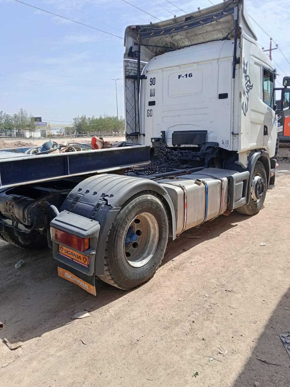 للبيع سكانيه 2003غير متواجد عل فيس***********
