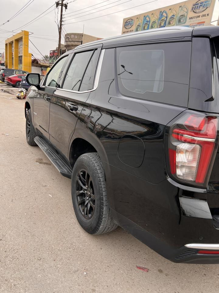 السلام عليكم تاهو موديل ٢٠٢٣ خليجي مكفوله عده جاملغ صبغ ودعاميه اثر طخه بسيطه بدون ايرباك بدون دواخل  ماشيه ٨٠ كيلو LSالسياره ع وضع الشركه جديده بمعنى الكلمه السعر 41 ونص مكاني بغداد الزعفرانيه 
***********
