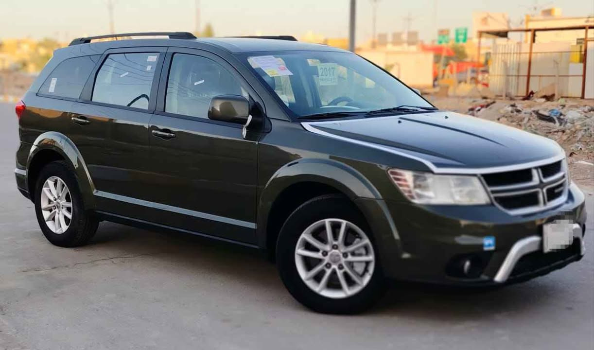 السلام عليكم سياره دوج جورني للبيع موديل 2017 رقم ذي قار حره تحويل مشروع وطني ضررها تبديل جاملغ امامي وصبغ بنيد والباقي كفاله محرك 6 سلندر 7 راكب 3قطع تبريد ماشيه 150 ألف تبريد حداديه جاهزة من كلشي السعر 135 ورقه وبيها مجال بسيط للشراي مكان السيارة ناصريه الشموخ للاستفسار ***********. ***********
