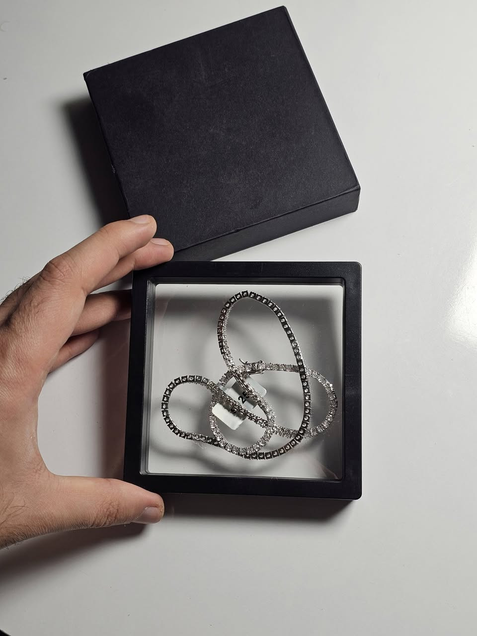 قلادة قوية جداً فضة عيار ٩٢٥ تجيكم داخل علبة فخمة وكلها مشذرة مع قفل راقي وجميل سعرها ٢٠ الف شامل اجور التوصيل على أول تم


**إذا كنت صاحب هذا الإعلان وتريد حذفه لأي سبب، رجاءا أرسل رسالة إلى الدعم الفني**