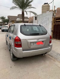 سيارة توكسان ٢٠٠٩ رقم اربيل  محرك ٢٠٠٠ دوش مكفول كير ومحرك ودواخل وشوا...
