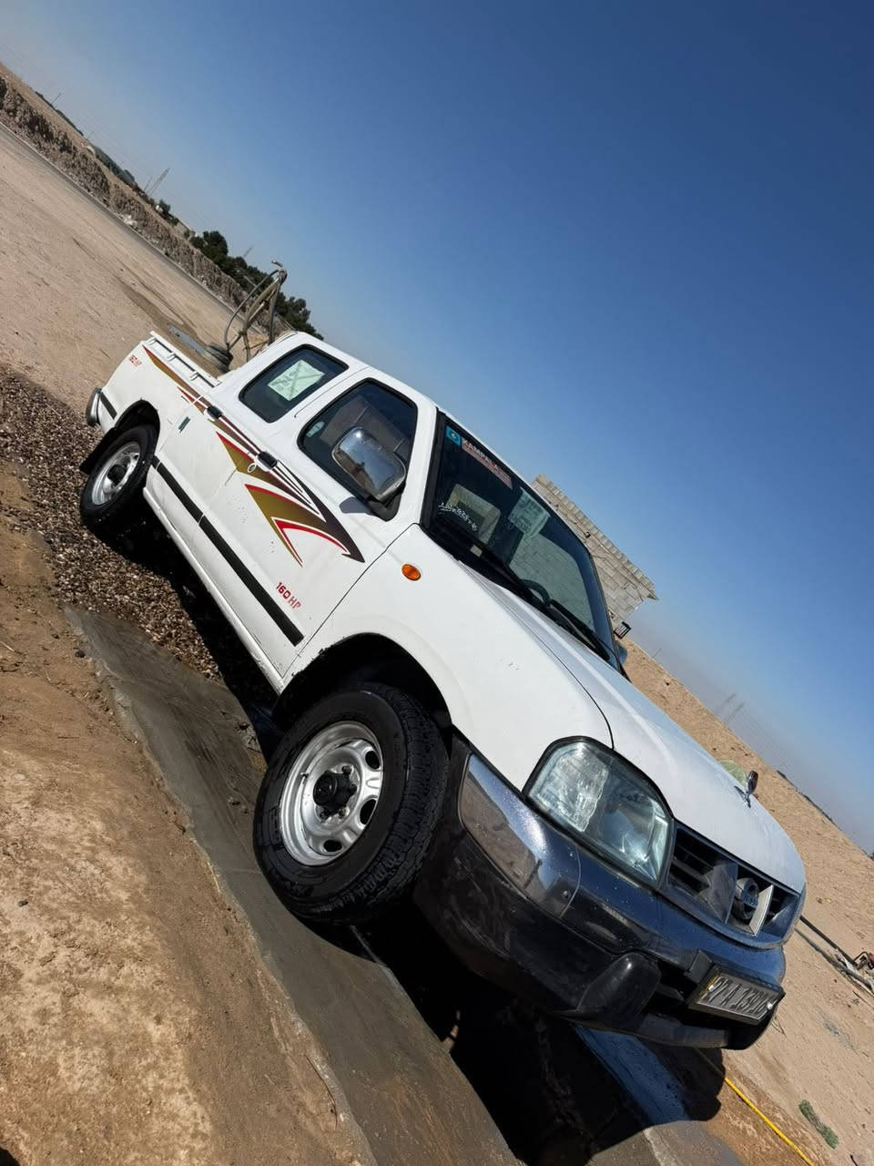 سلام عليكم للبيع بيكم نيسان موديل 2014 رقم ذي قار تحويل ثاني يوم بيها ضربه بل بدي وصبغ  مكان البصرة الزبير برجسية ***********
