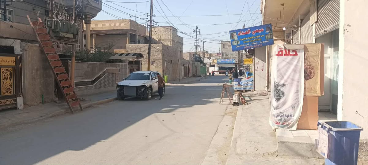 يتوفر 123 متر 
الموقع قرب سوق الشهداء شارع ابو دجاج
يباع قطعة ارض 
دار ركن 
سعر  225 وبي مجال 
التواصل مع الوتساب *********** او خاص
