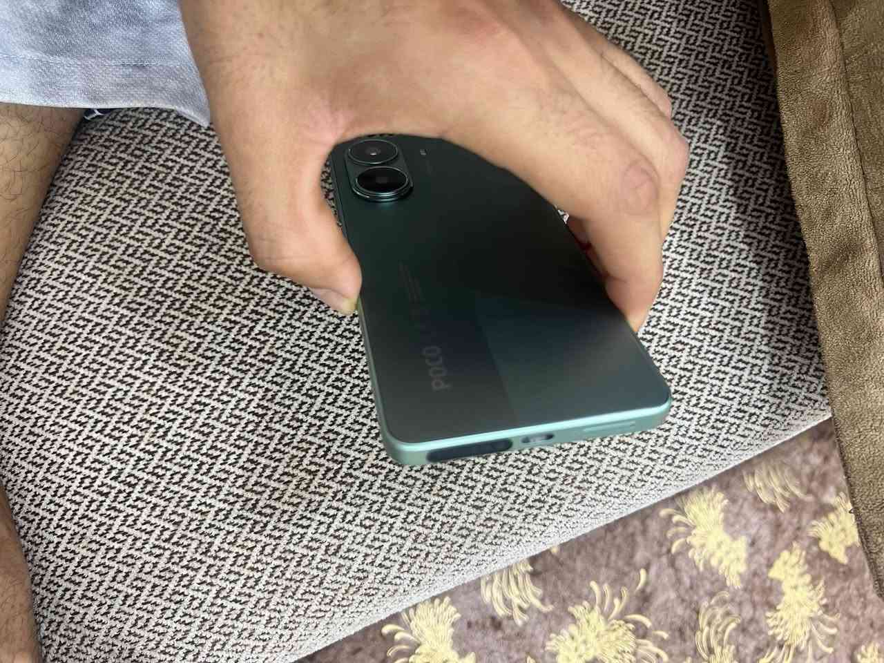 بوكو X7Pro  (مراوس بوكو F7 )
ذ528 بتحديث صارت هيجي جانت 512 
بطاريه 99 جانت 100 من حدثت نزلت درجه مشحون 111مره
طك كارتون اخذته كل ملحقات موجوده شاحنه كارتون وصل شراء
مراوس بوكو F7 مكاني بغداد حي جهاد أو تاجي ***********
