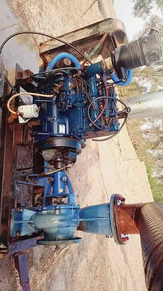 السلام عليكم. محرك للبيع 3بستم  جاهز مامفتوح شركه خنزيره جديده ٨ب٨ . مع صوندات 2 موسم واحد . المكان الحمزه الغزالي السعر اتصل ***********
