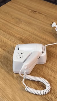 مجفف شعر • تثبيت على الحائط • ١٣٠٠واط