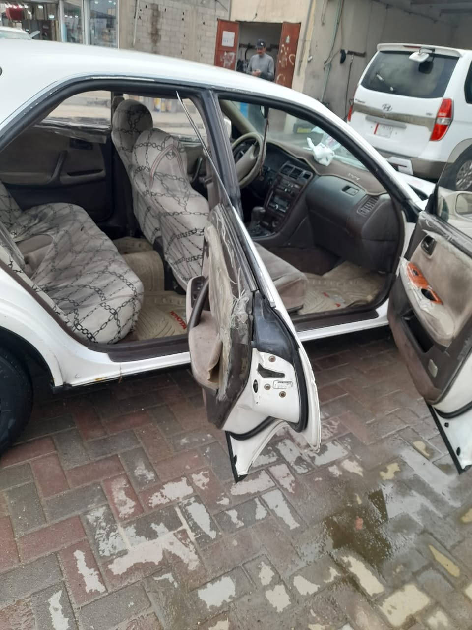 السلام عليكم  مارك نفخ مكينه 2500 ديلكو السياره مكفوله من كلشي كير ومكينه وتبريد وشاصي متعهد بلكصه ونقل الجثه والاصوليات السياره رقم بصره جديد والسنويه لسنه ٣٠ بسمي تحويل ثاني يوم مكاني البصره سفوان   السعر ٦٧ وبيها مجال *********** اتصال فقط رجاءا
