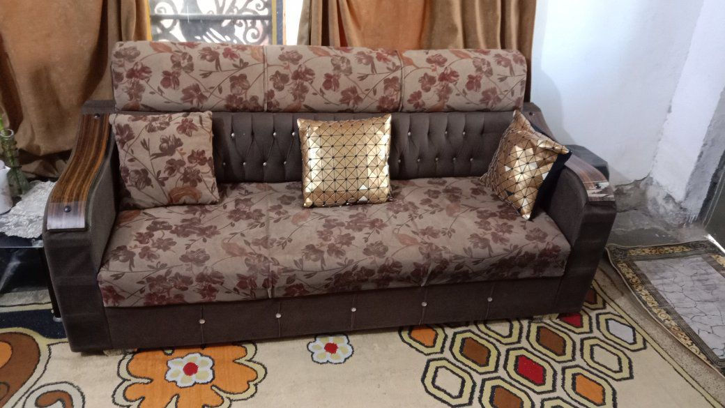 سعر 100
تخم 10 مقاعد مستعمل بس بعده جديد ونضيف خشب صاج ثكيل تكمه فقط وحده من رجل لكرسي مشلوعه تصلح 
اسفنج عالي 
عنوان بغداد الحسينيه الراشديه قرب اسواق علوش


**إذا كنت صاحب هذا الإعلان وتريد حذفه لأي سبب، رجاءا أرسل رسالة إلى الدعم الفني**