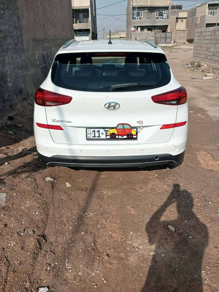 بيع او مراوس حسب القناعه
توسان خليجي وكاله الكاصد موديل 2020 
السياره فوول الفول 5 عدسات  عده فتحه فقط 
ميحتاج اكتب مواصفات وطولهه عليكم 
كير ومحرك وتبريد وصدر وظع شركه 
السياره ماشيه تقريبا 53 
بيهه بنيد صبغ وقطعتين كلير بدون قطره معجون توحيد لون وسحب مقدمه شاصي السائق فقط بدون صبغ ومعجون شرط الفحص بدون ايرباك جميع الايرباكات سليمه 
السعر 175  بيع او مراوس 
رقم بغداد باسمي 
***********
