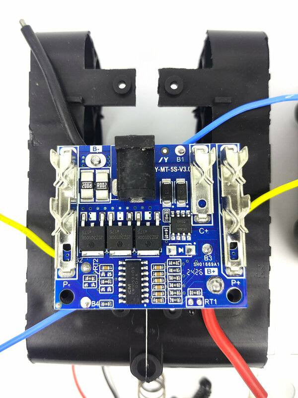 كارت و كفر ماكيتا صيني دبل
السعر 3 الاف


**إذا كنت صاحب هذا الإعلان وتريد حذفه لأي سبب، رجاءا أرسل رسالة إلى الدعم الفني**